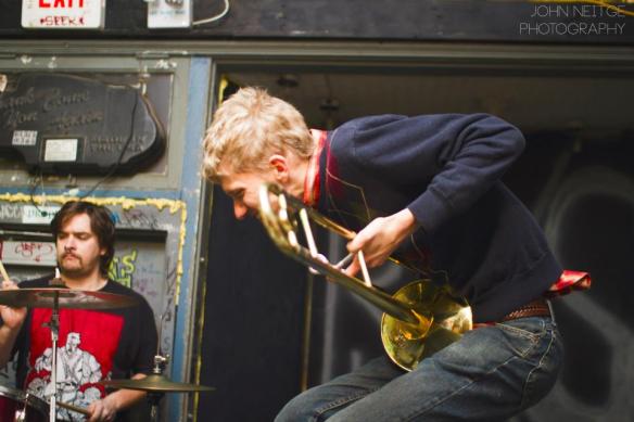 427610_534675549884170_658197975_n