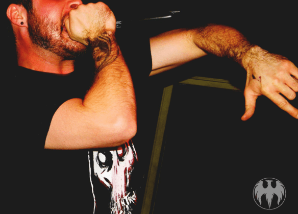 533700_402771226478208_700436902_n