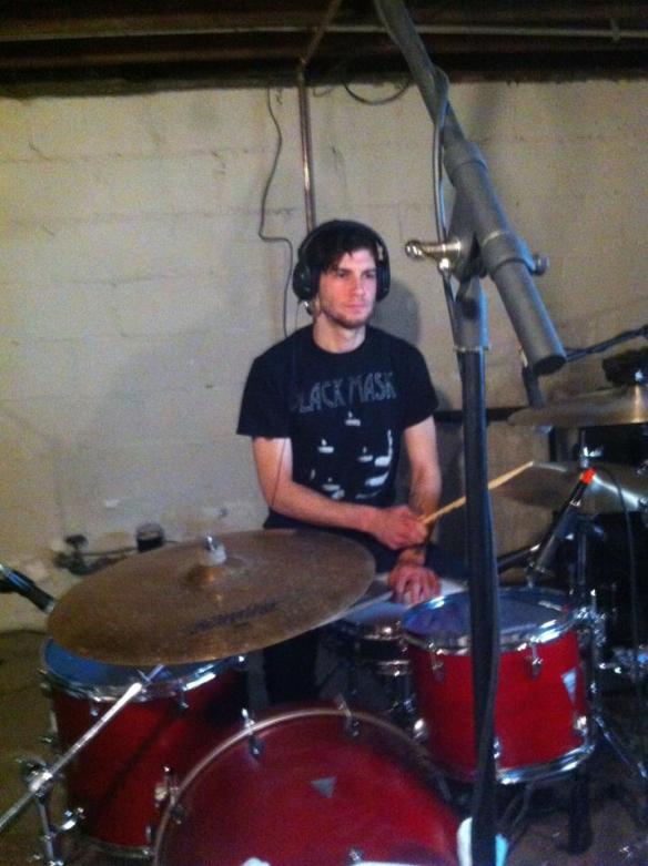 557951_442653545803046_607326223_n