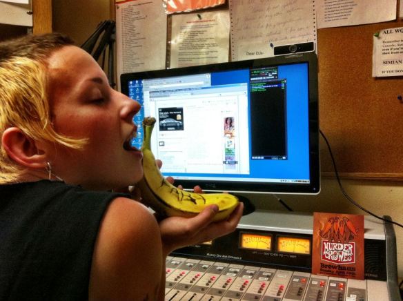 181302_348838358520743_1983271270_n