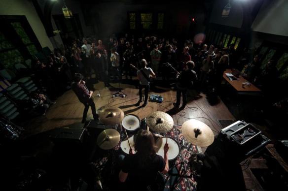 156483_381902945241009_130784281_n