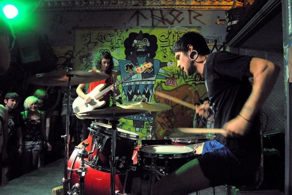 971880_10151715643324214_1247103633_n