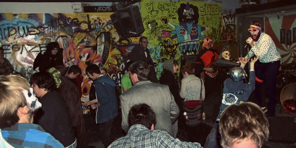 10547522923_0fc004563d_b