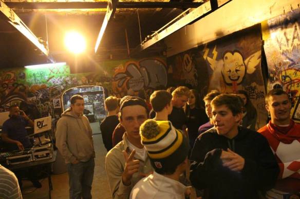 10614162_390753594415931_4719452418751585190_n